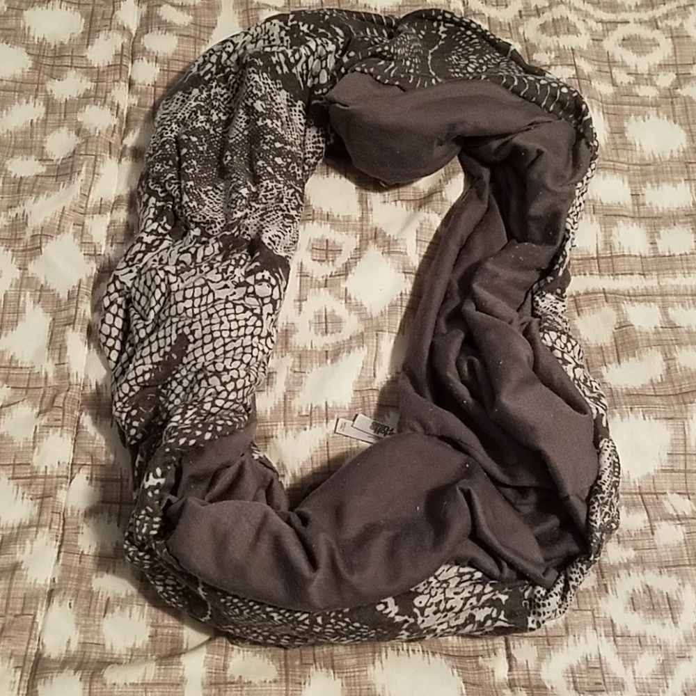 Snake skin pattern scarf.